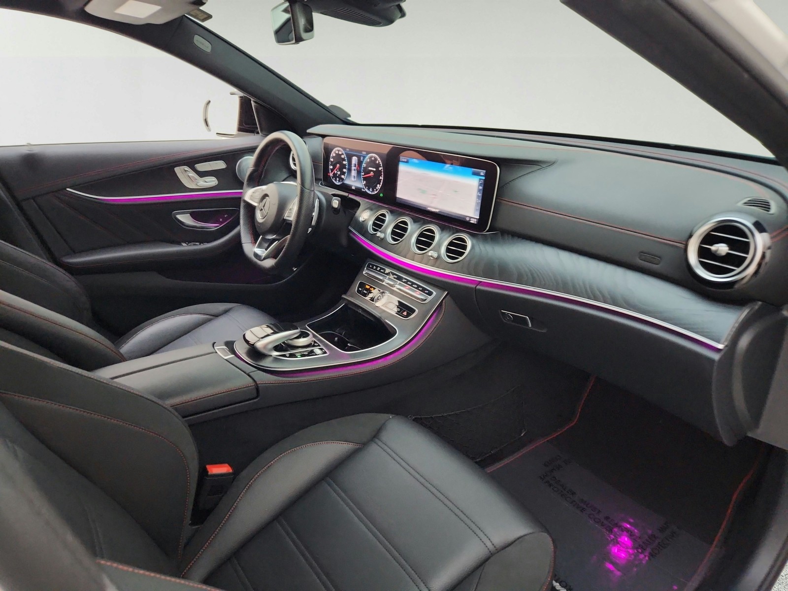 Used 2018 designo Diamond White Mercedes-Benz AMG® E 43 image 30