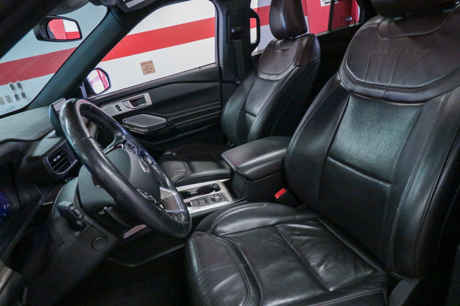 Used Car 2021 Ford Explorer  Platinum For Sale Under $35,000 In Austin, Texas