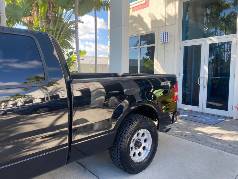 2006 Ford F-150 STX 4 DOOR LOW MILES 92,223 in ,