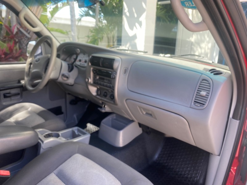 2003 Ford Explorer Sport Trac XLT LOW MILES 59,213 in , 