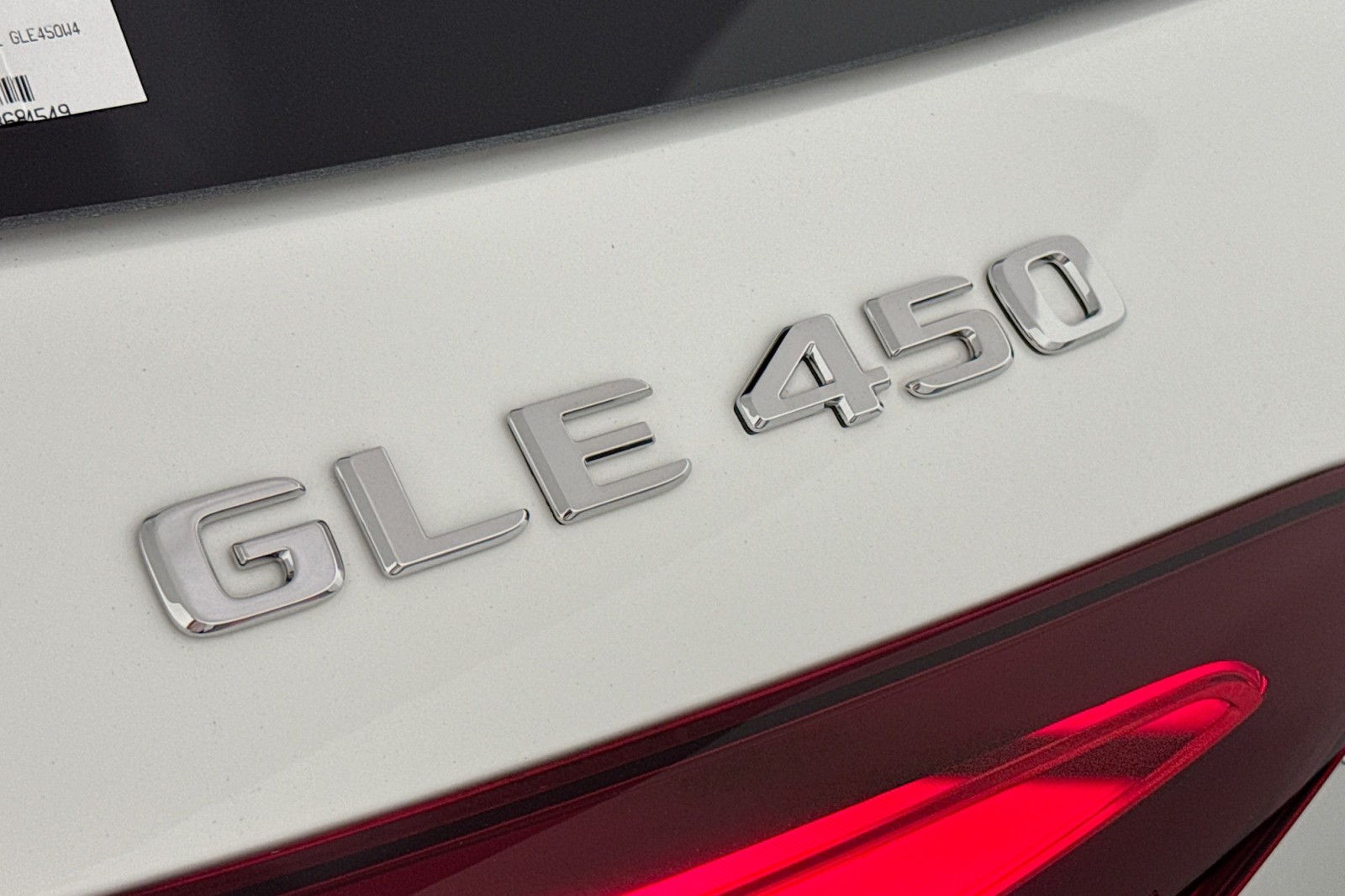 New 2026 Polar White Mercedes-Benz GLE 450 4MATIC® SUV image 8