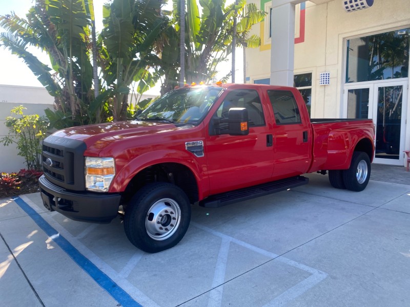2008 Ford Super Duty F-350 DRW XL LOW MILES 43,076 4WD in ,