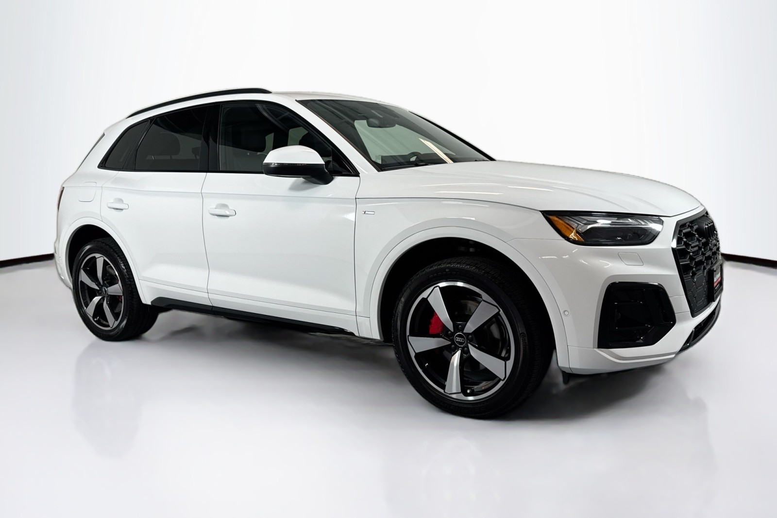 Used 2024 Arkona White Audi S line Prestige image 3