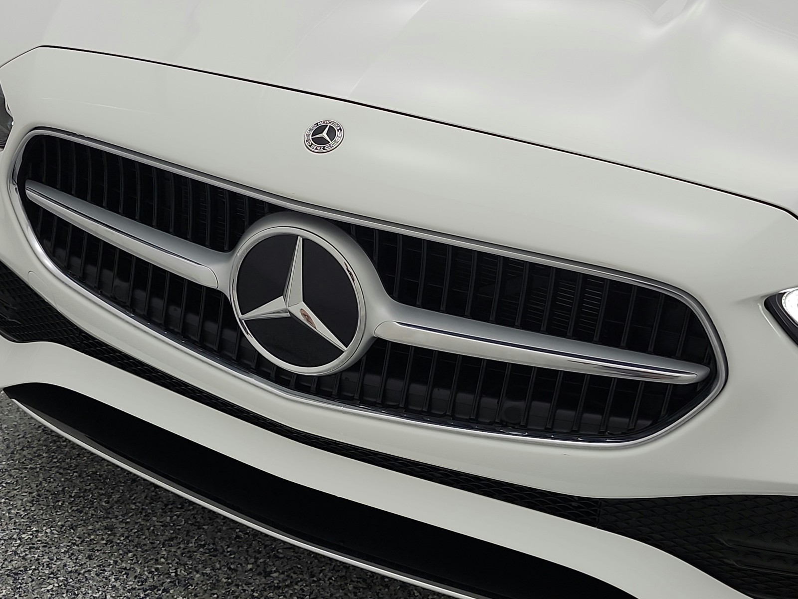 New 2026 Polar White Mercedes-Benz C 300 Sedan image 13