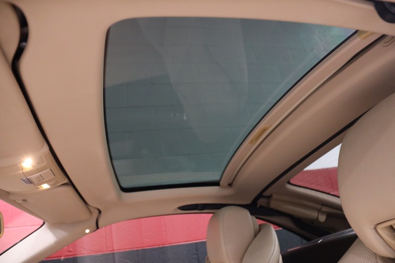 2013 Mercedes-Benz SL 550 AMG Sport 2dr Roadster in , 