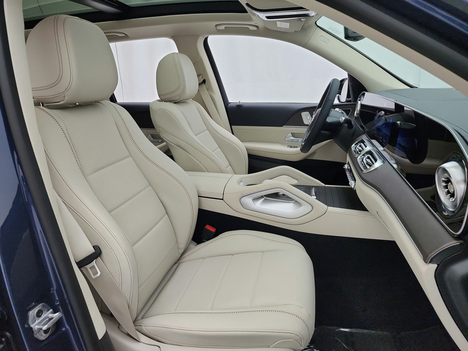 New 2027 Twilight Blue Metallic Mercedes-Benz GLE 350 4MATIC® SUV image 14