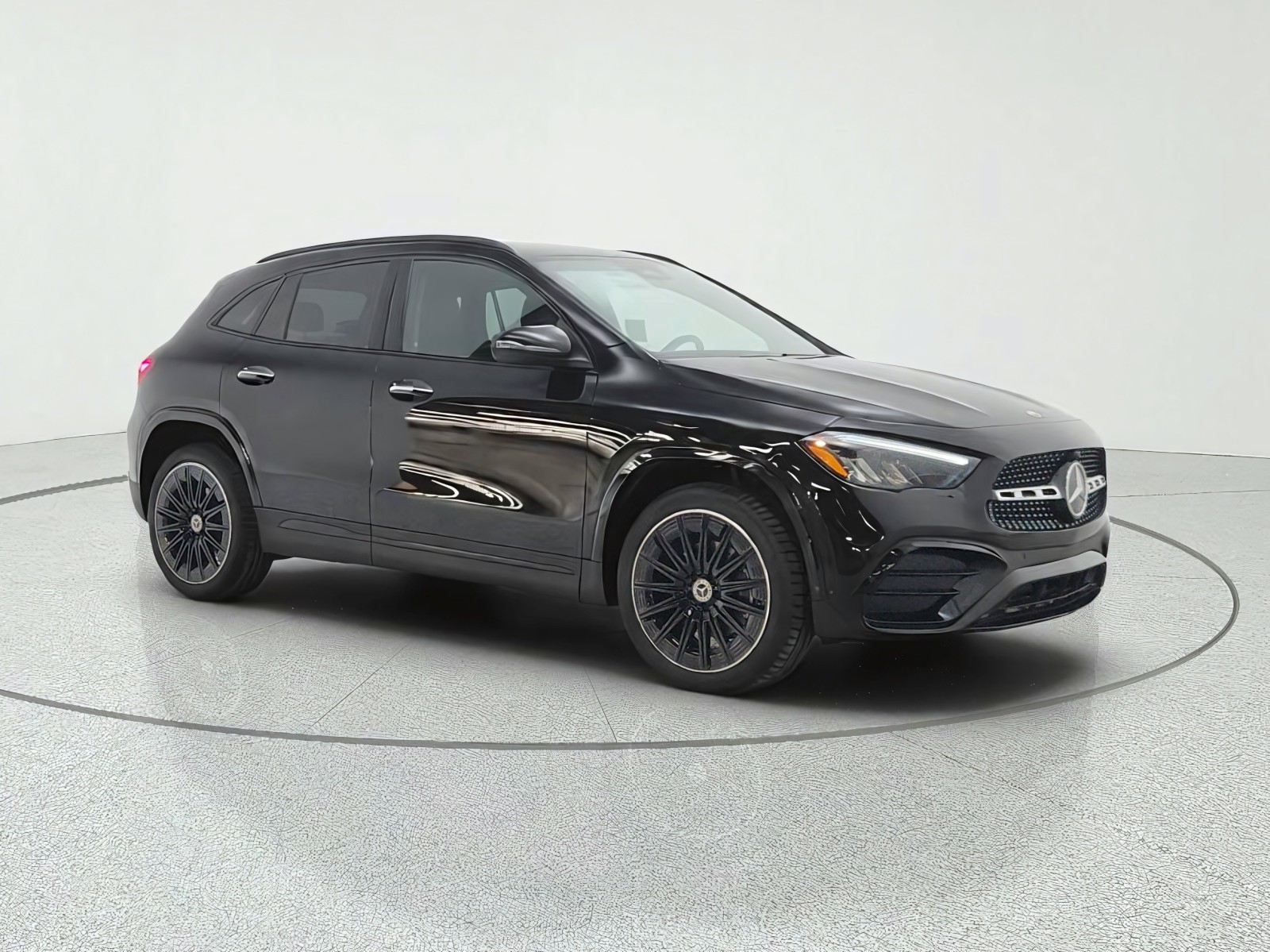 New 2026 Cosmos Black Metallic Mercedes-Benz GLA 250 SUV image 3