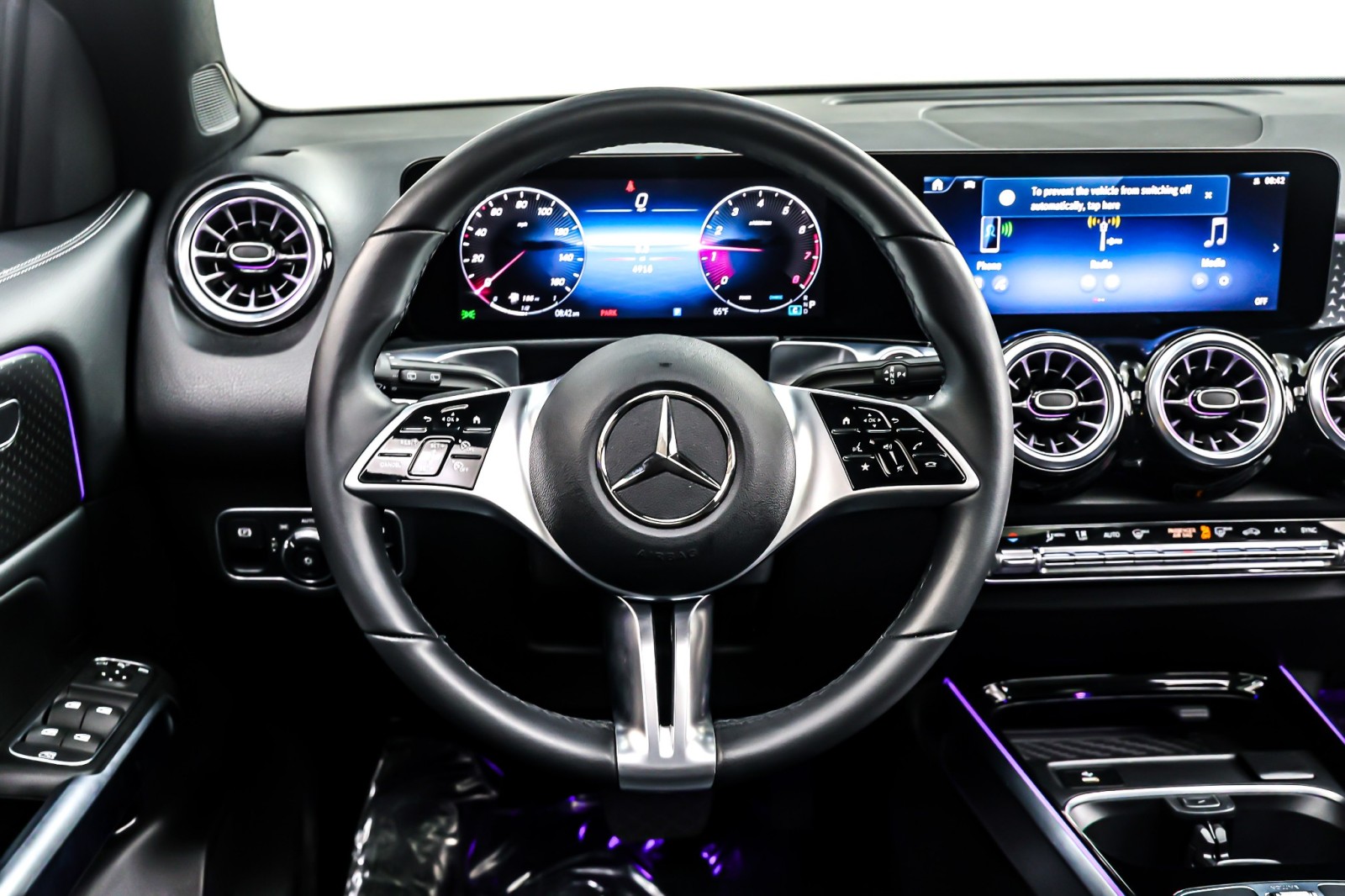 Certified Used 2025 Night Black Mercedes-Benz GLB 250 SUV image 19