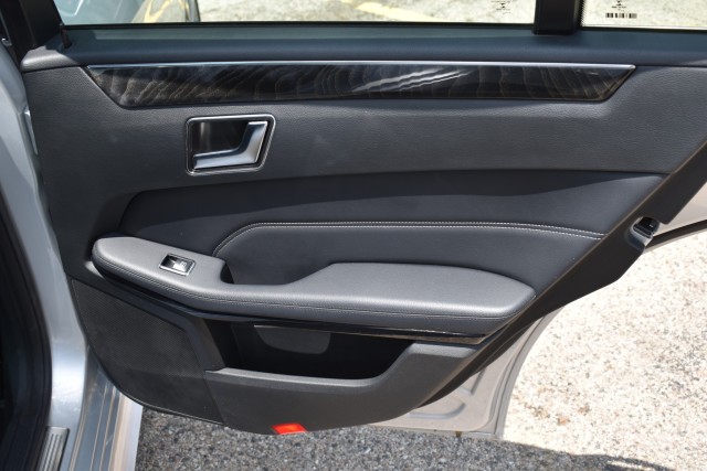 2016 Mercedes-Benz E350 4MATIC AWD Sport Navi Premium 1 Pkg. Heated Front Seats M 36