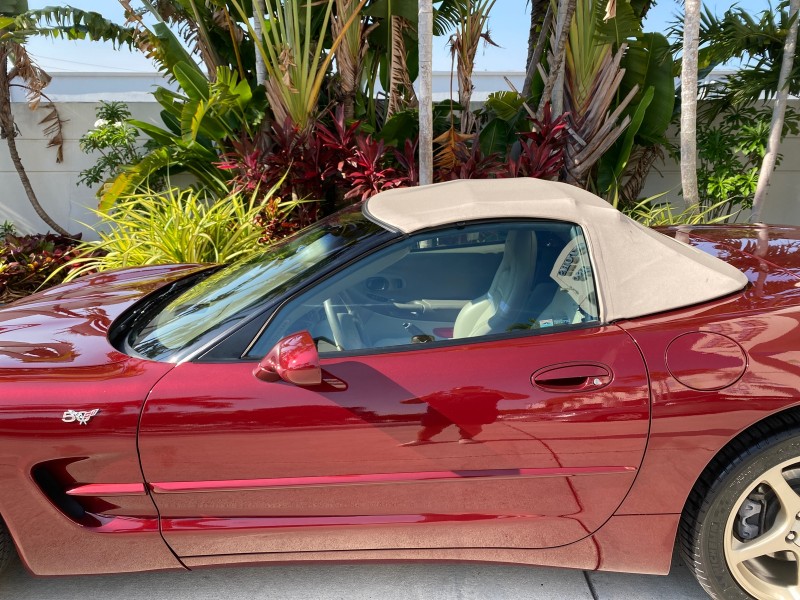 2003 Chevrolet Corvette 50TH CONVERTIBLE LOW MILES 6,742 in , 