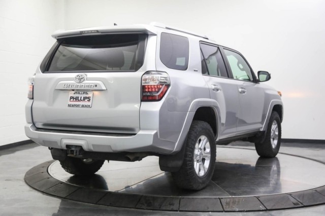 2015 Toyota 4Runner SR5 17