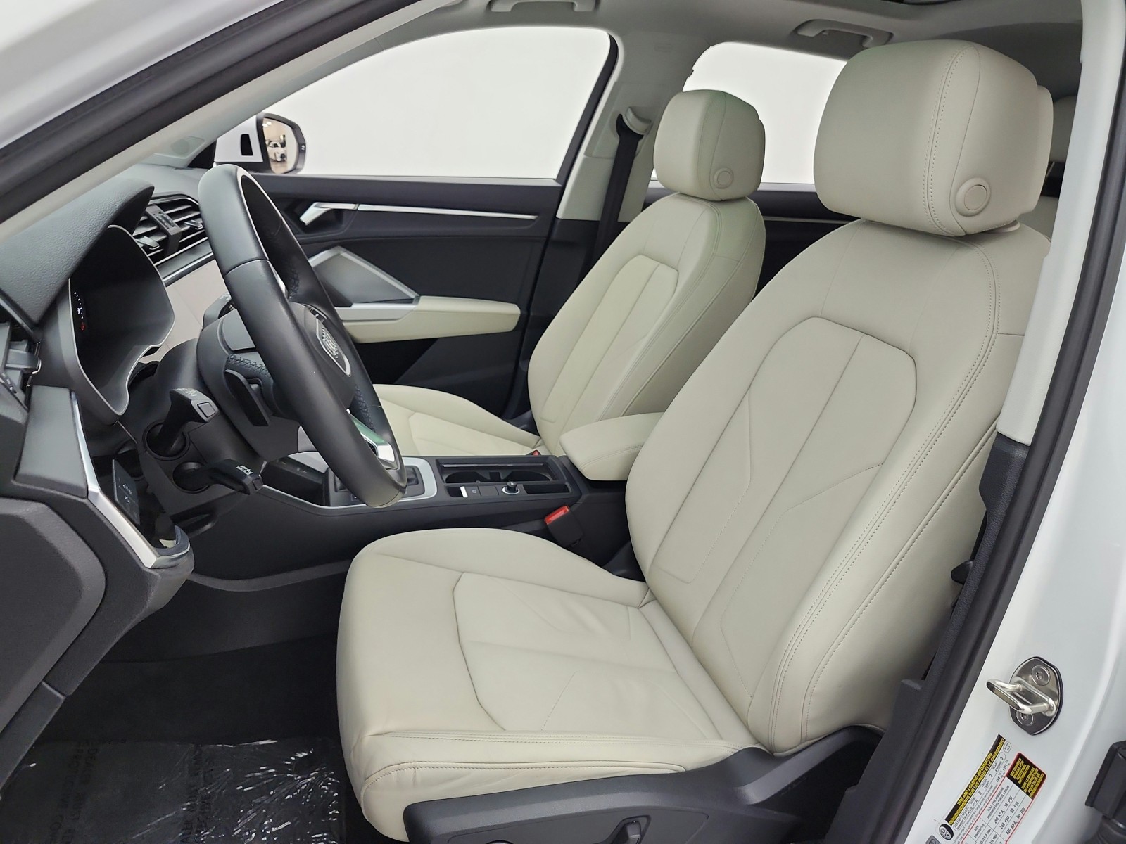 Used 2023 Ibis White Audi S line Premium image 15