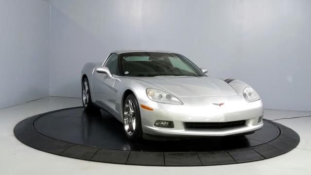 2011 Chevrolet Corvette w/3LT 8