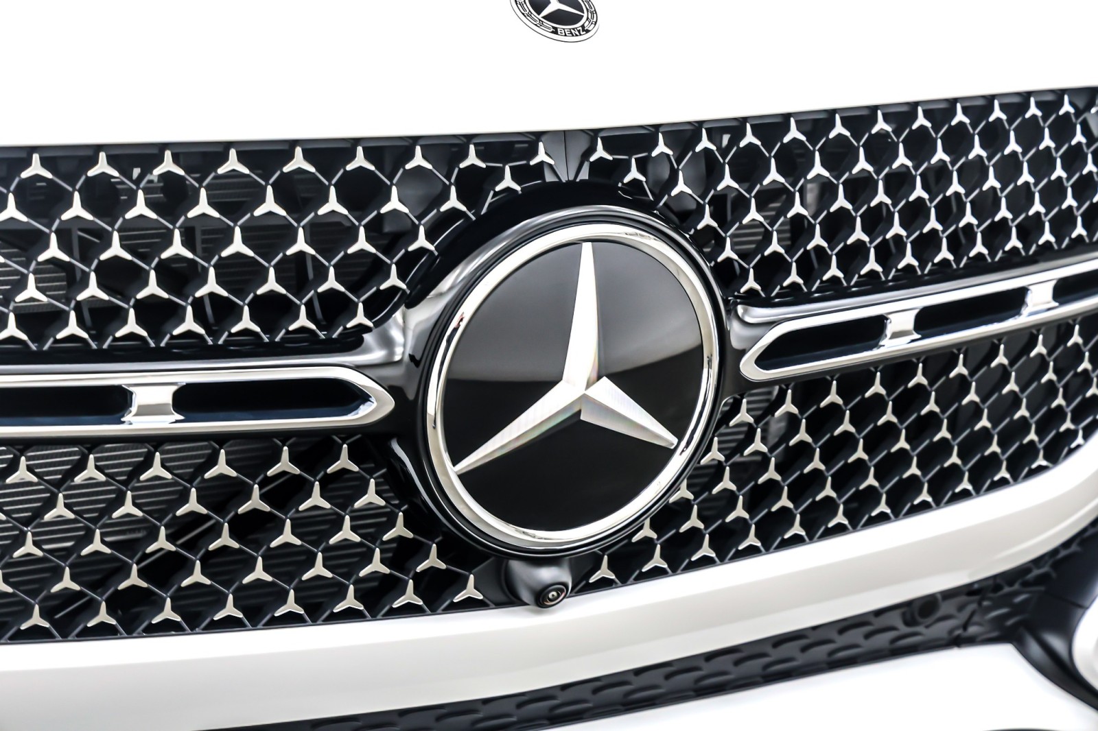New 2026 Polar White Mercedes-Benz GLE 450 image 13