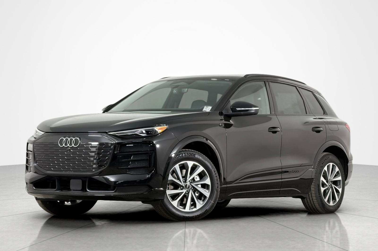 2027 Audi Q6 e-tron 2027 Audi Q6 e-tron Premium quattro SUV