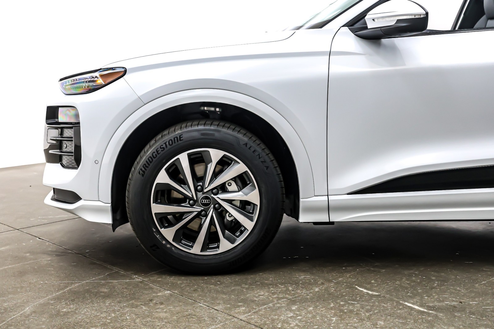 New 2025 Glacier White Metallic Audi Premium Plus quattro image 10