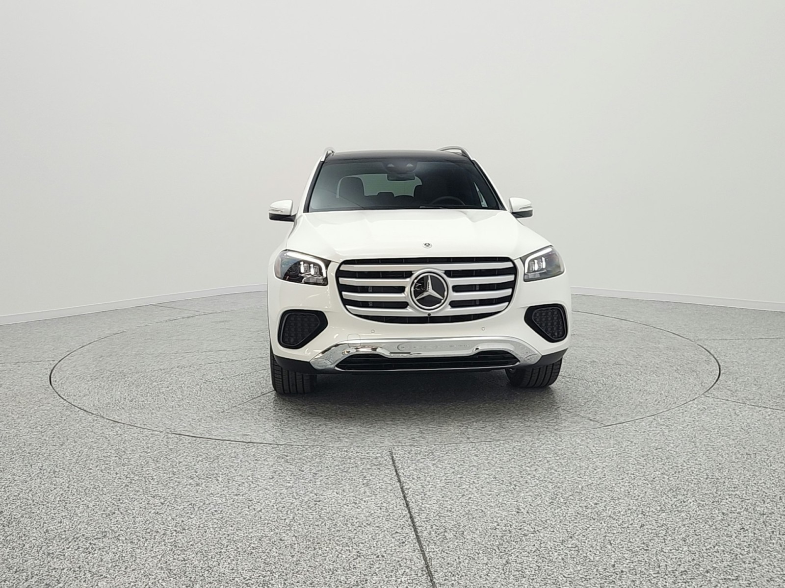 New 2026 Polar White Mercedes-Benz GLS 450 image 2
