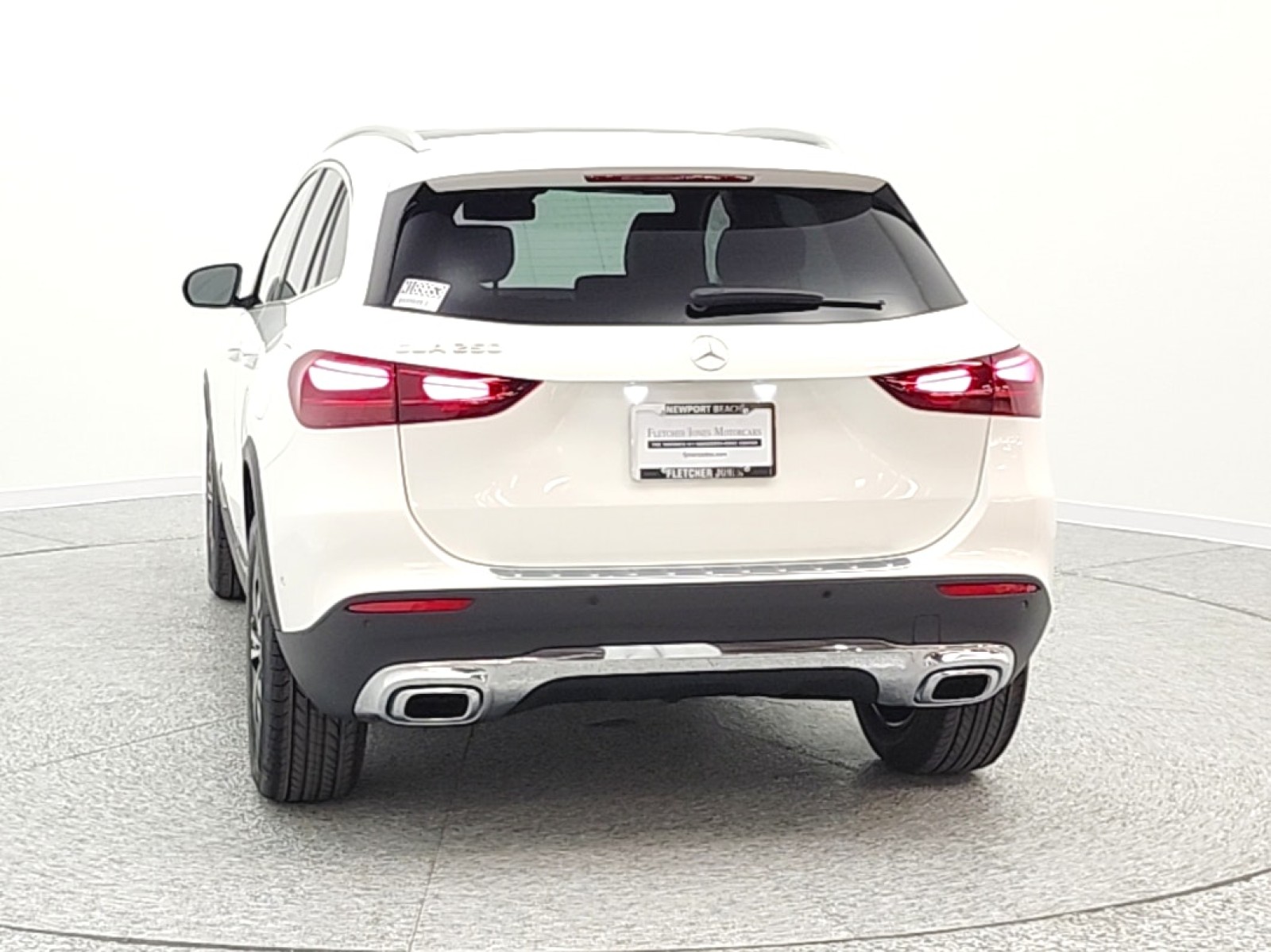 New 2026 Polar White Mercedes-Benz GLA 250 image 6