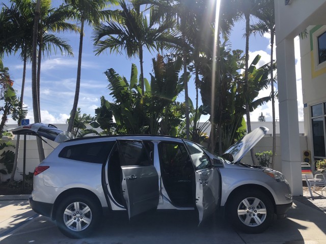 2010 Chevrolet Traverse LT w/1LT in pompano beach, Florida