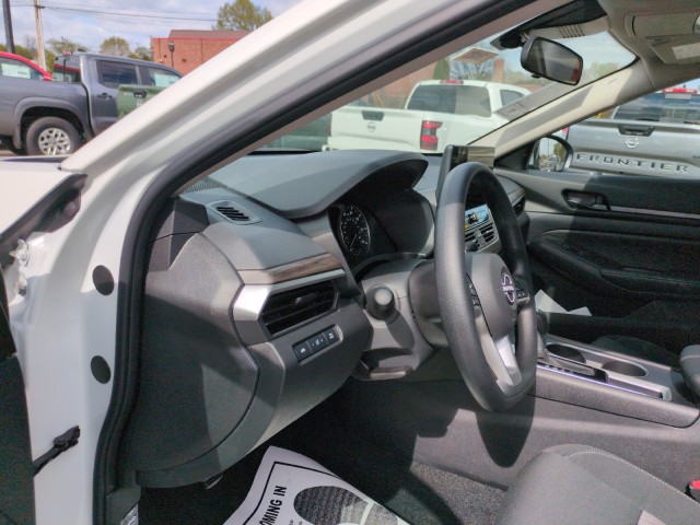 NissanAltima19