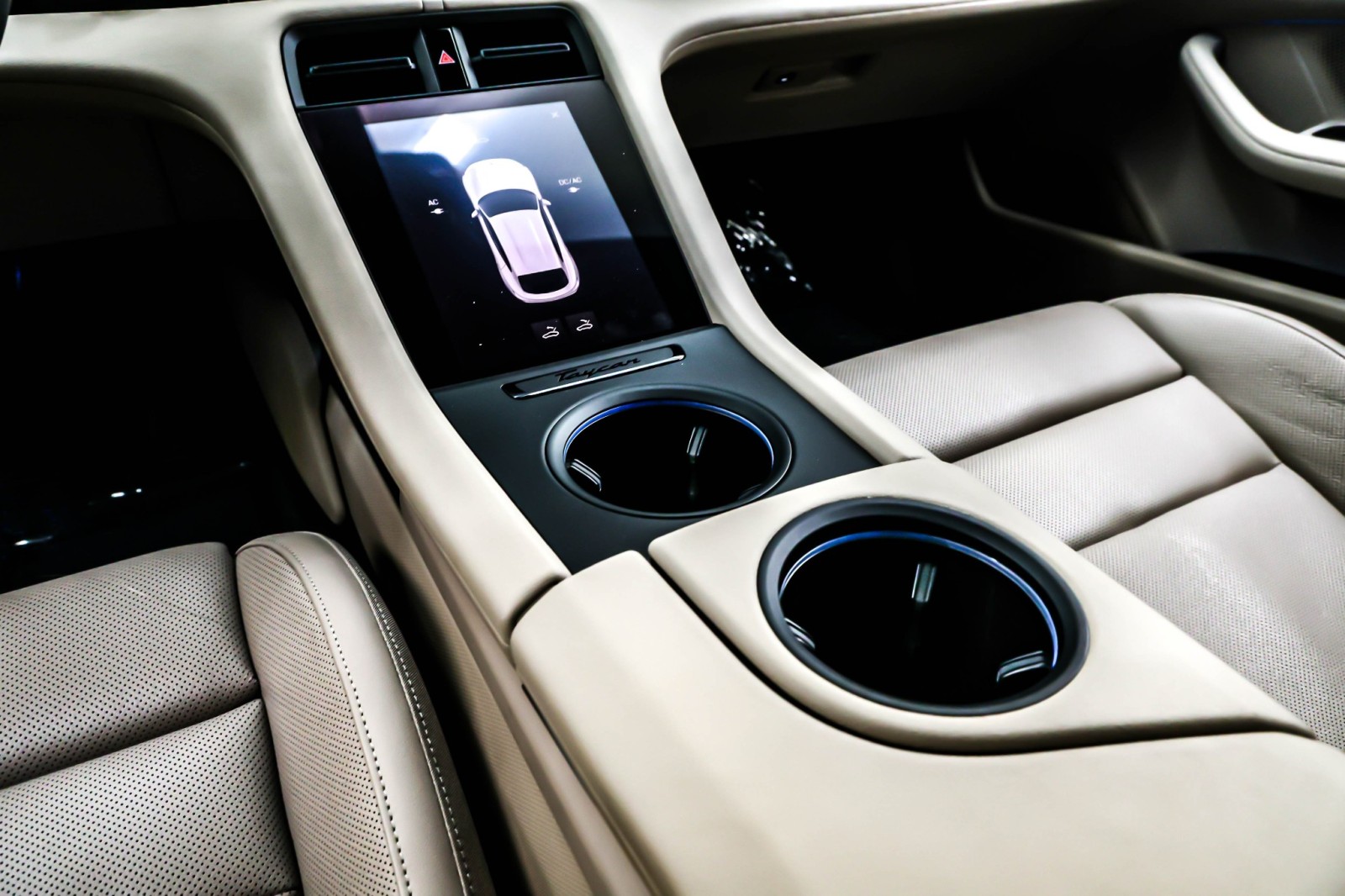 Used 2023 Carrara White Metallic Porsche 4 Cross Turismo AWD image 7