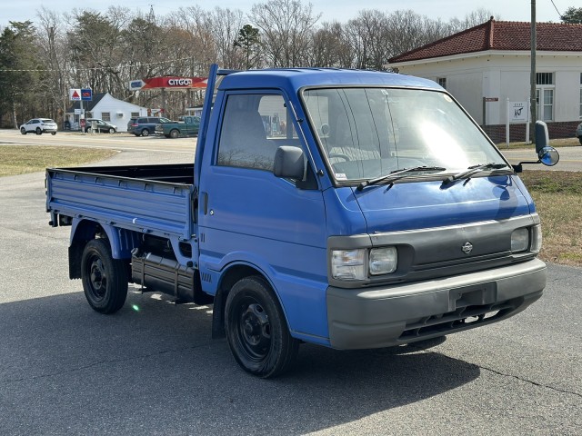 1997 Nissan Vanette 8'  2 Way Bed Only 31K Miles!  in , 