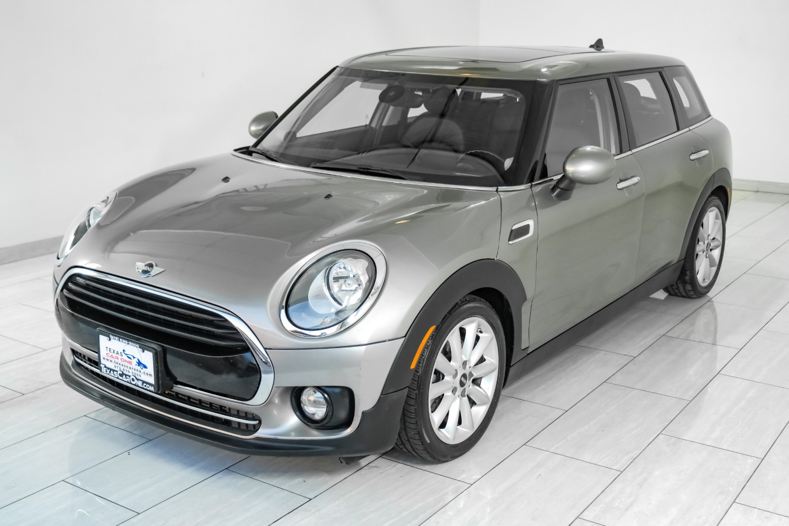 2016 MINI Clubman PREMIUM PKG PANORAMA LEATHER SEATS HARMAN KARDON S 4