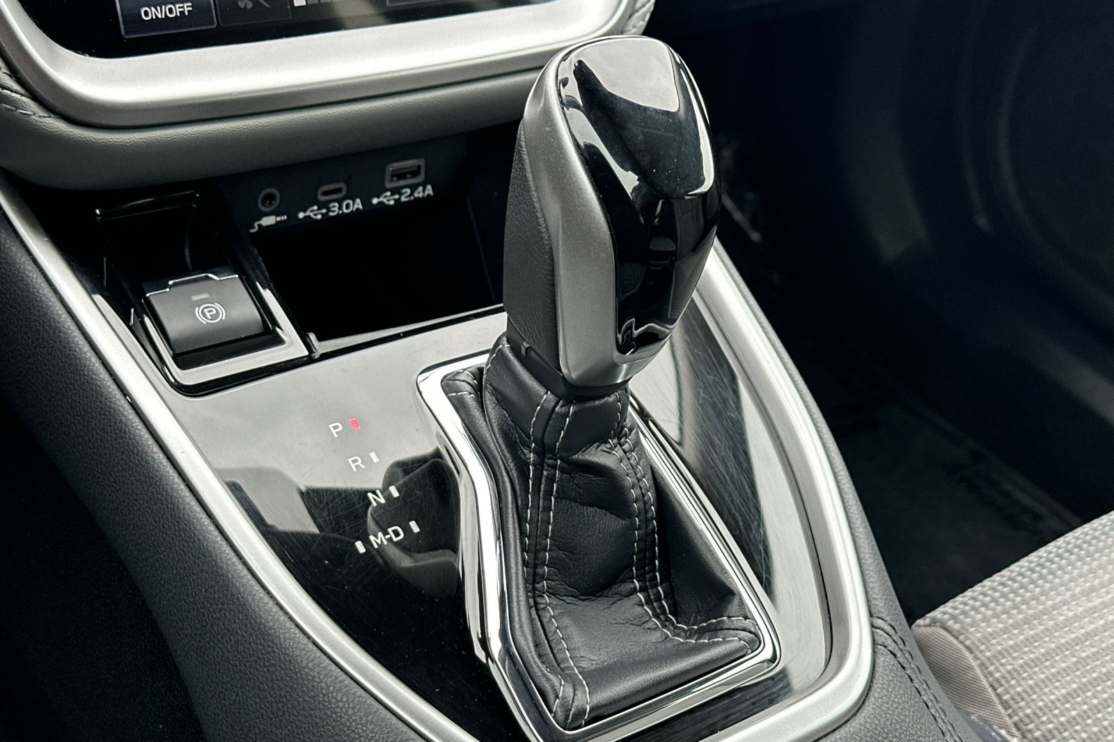 Used 2023 ICE SILVER Subaru Premium CVT image 20