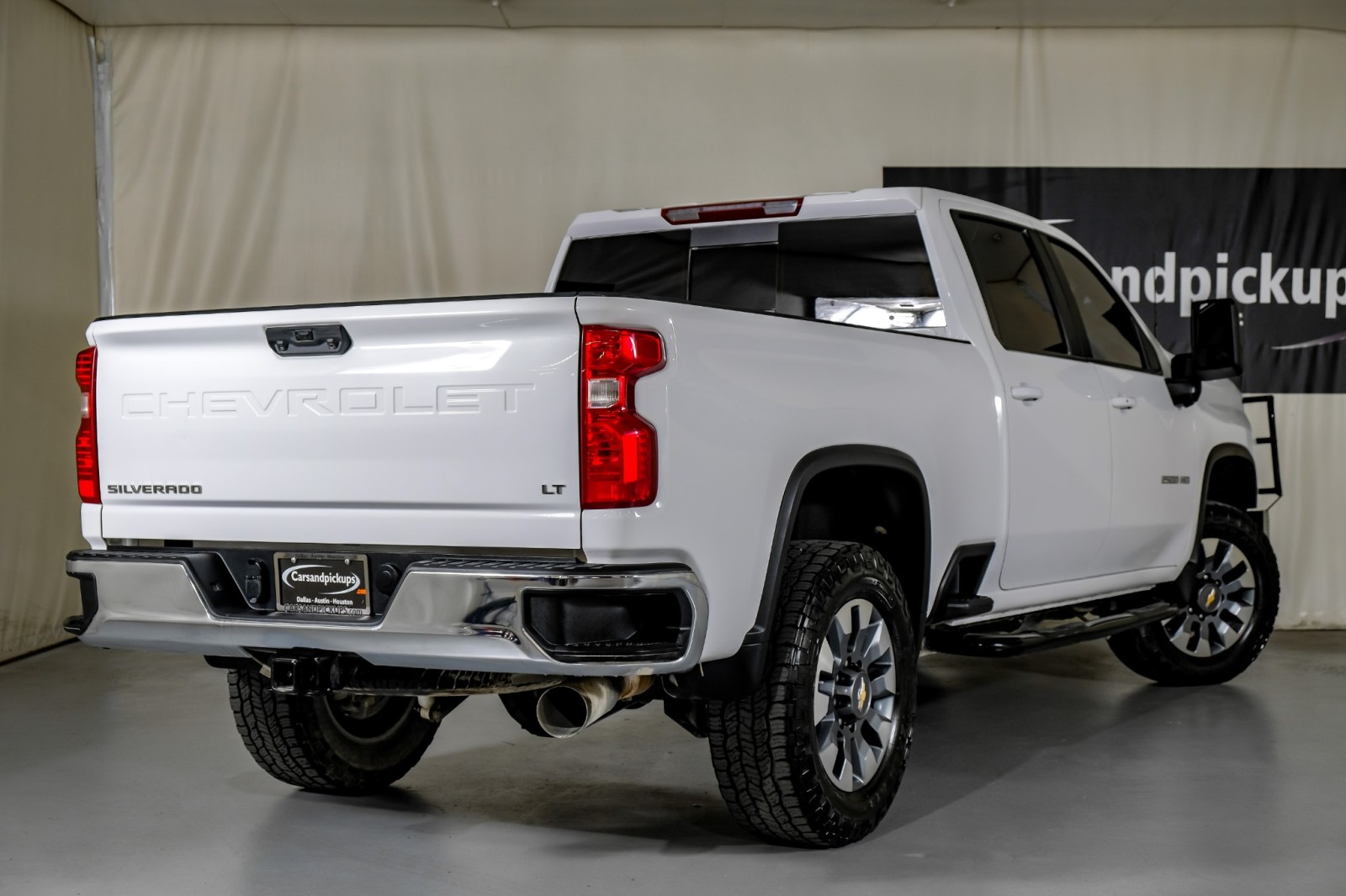 2024 Chevrolet Silverado 2500HD LT 8