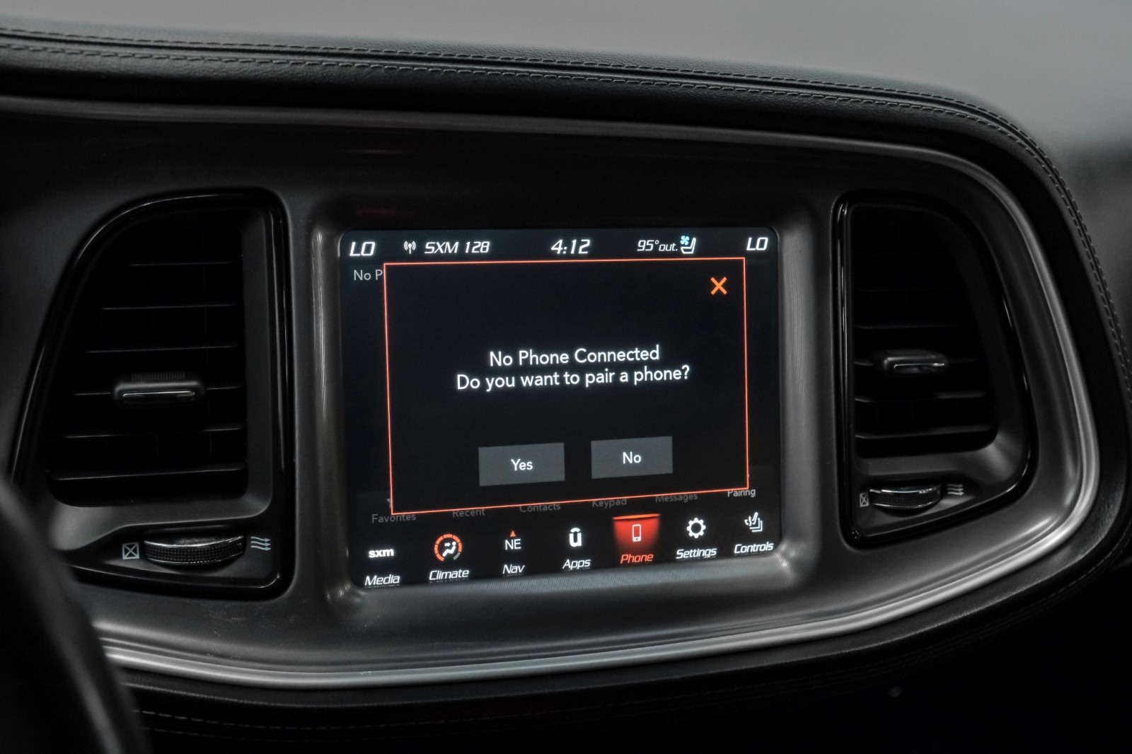 2022 Dodge Challenger SXT PlusPkg DrvrConvncPkg AlpineAudio UconnectNav 31