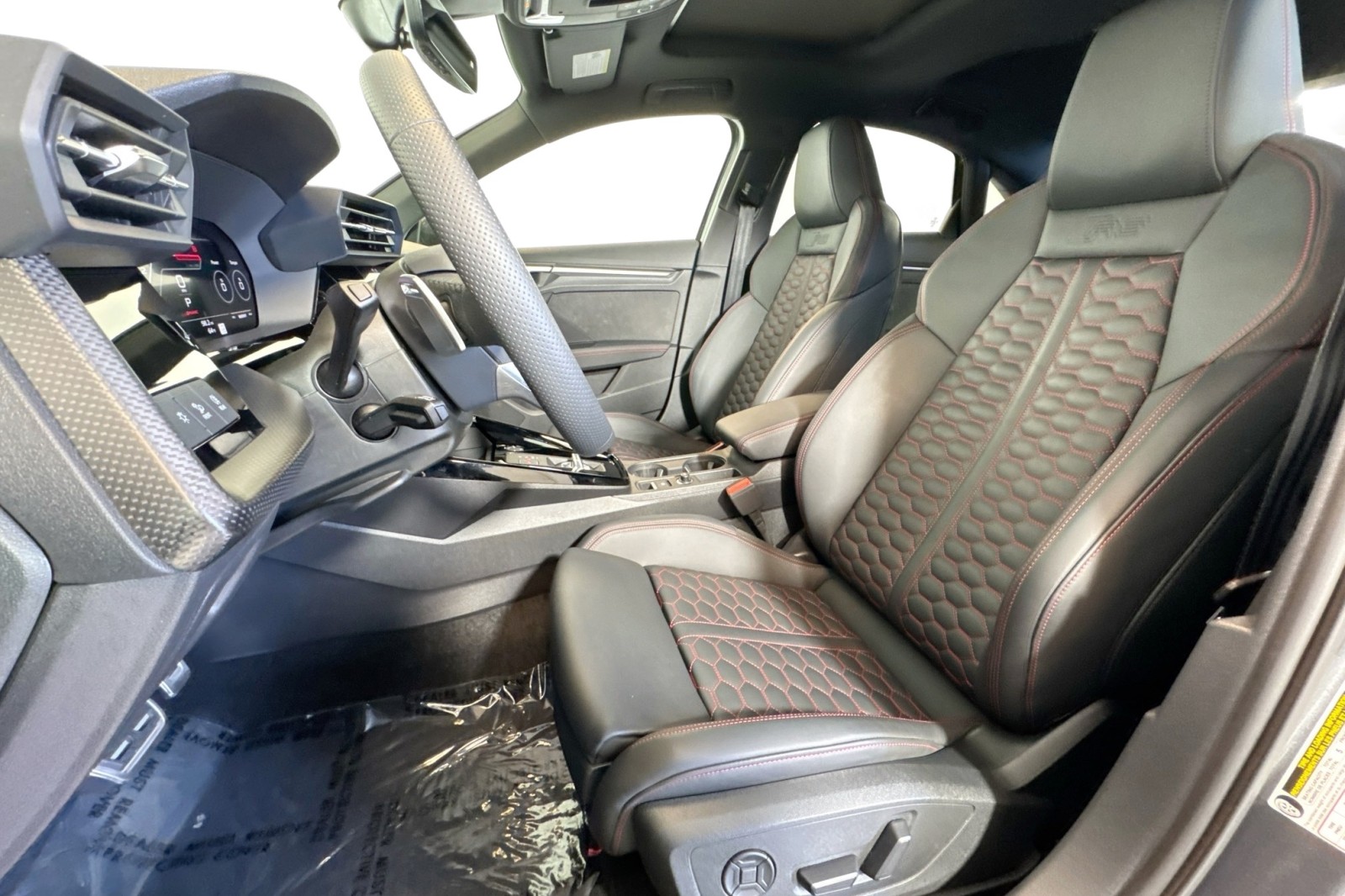 Used 2024 Daytona Gray Pearl Effect Audi  image 18