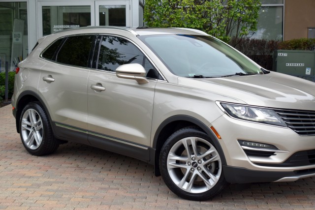 2015 Lincoln MKC AWD Navi Pano Moonroof BLIS Heated/Cooled Front Seats Power Liftgate MSRP $44,450 4