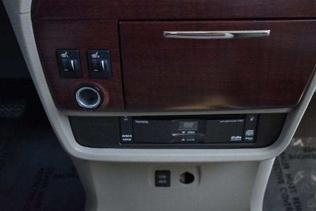 2011 Toyota Sienna Navi Leather DVD Premium Pkg Conv. Pkg Bluetooth R 23