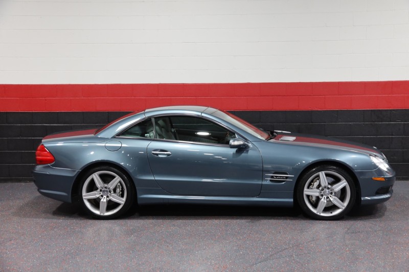 2004 Mercedes-Benz SL600 V12 AMG Sport 2dr Convertible in , 