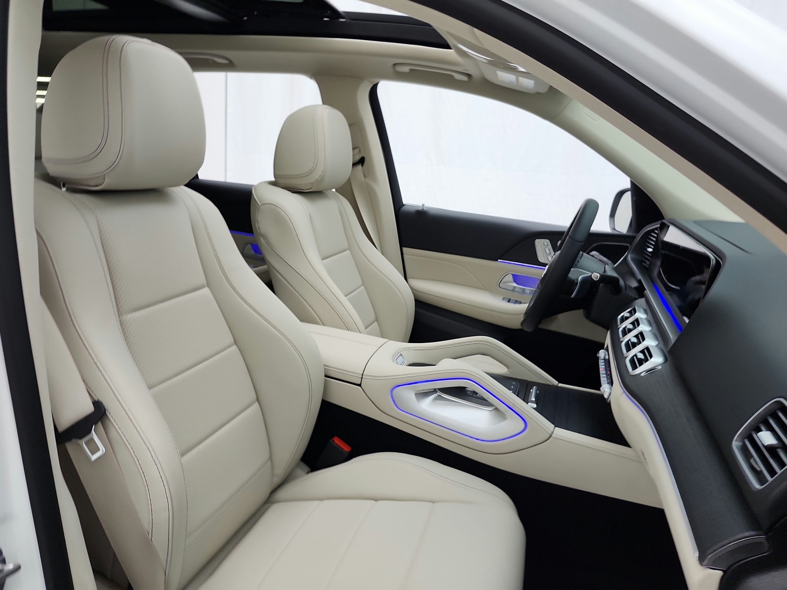 New 2026 Polar White Mercedes-Benz GLE 450 image 16