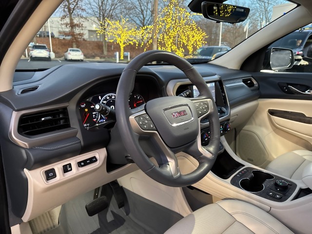 2022 GMC Acadia Denali 17