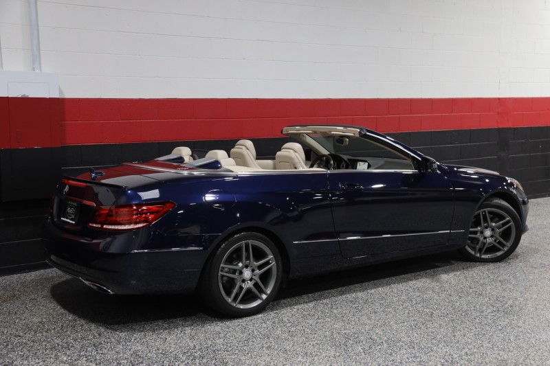 2015 Mercedes-Benz E 400 AMG Sport 2dr Cabriolet in ,