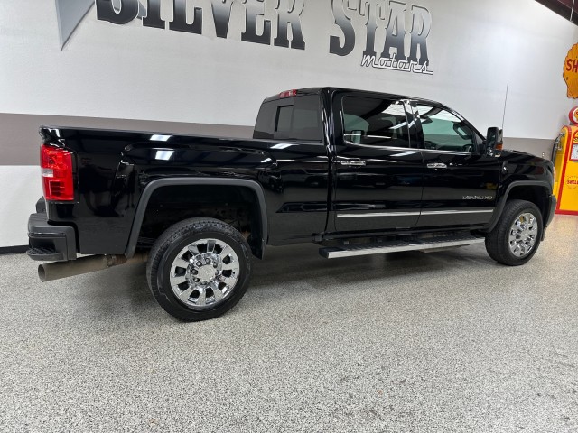 2018 GMC Sierra 2500HD Denali 4WD Duramax in , 