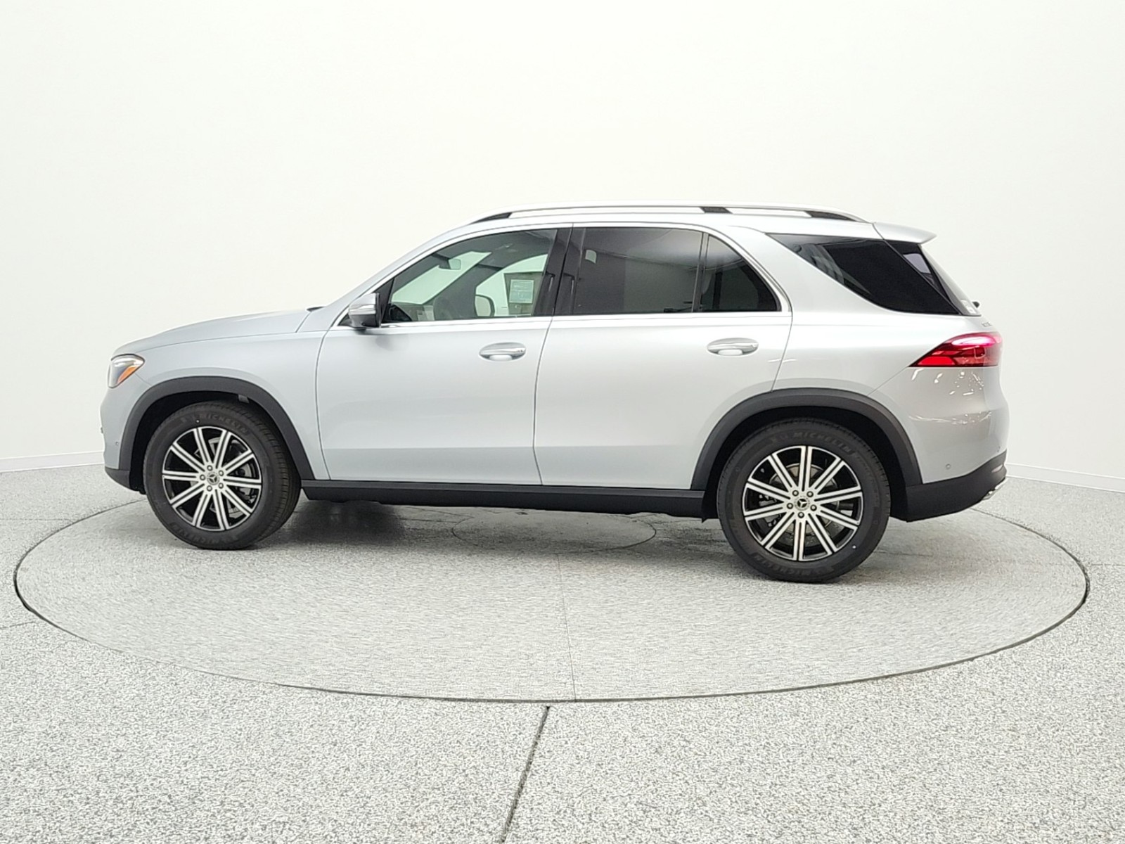 New 2026 Cirrus Silver Metallic Mercedes-Benz GLE 350 image 8