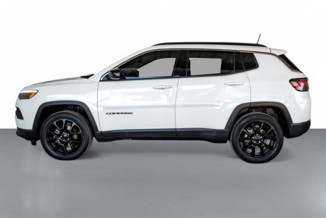 2022 Jeep Compass Latitude Lux 11