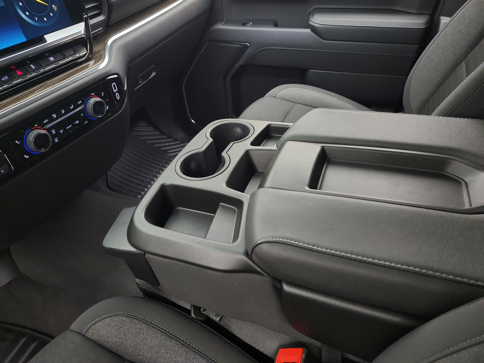 Used 2024 Lakeshore Blue Metallic Chevrolet 2WD Crew Cab 147 RST image 13