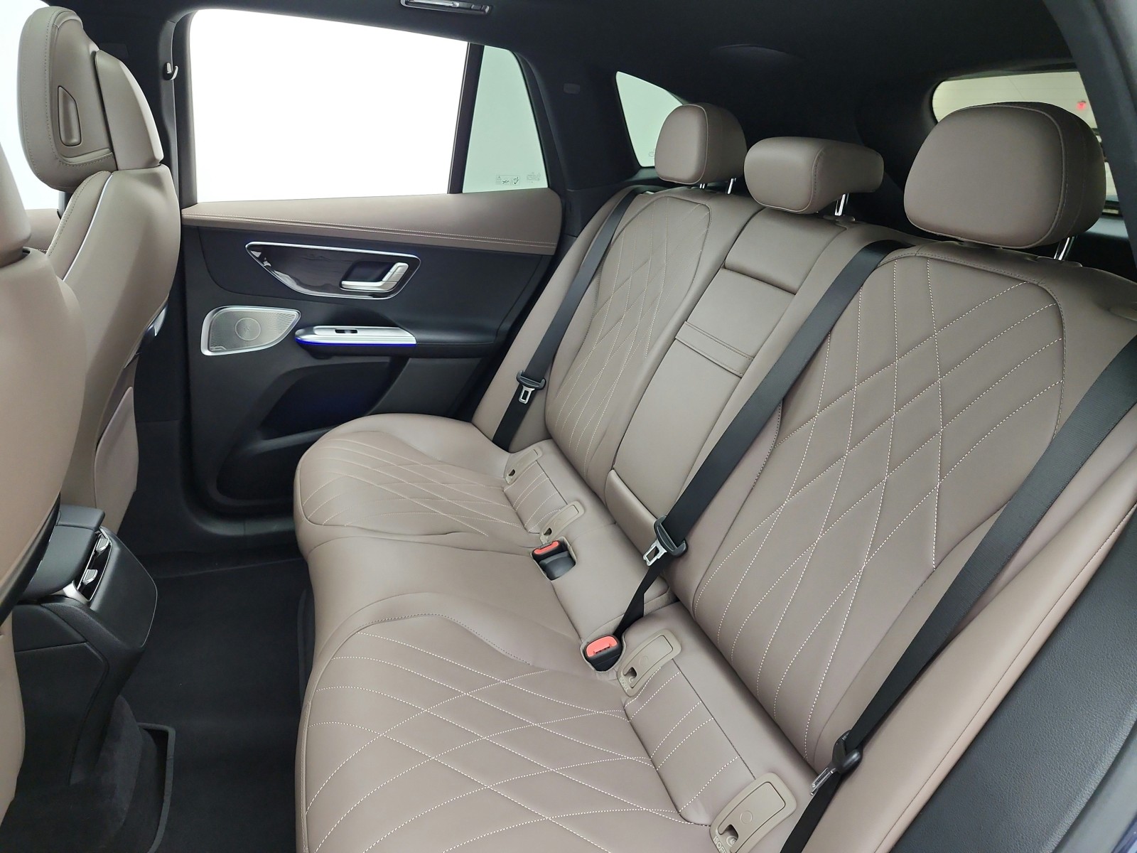 New 2027 Twilight Blue Metallic Mercedes-Benz EQE 320+ SUV image 11