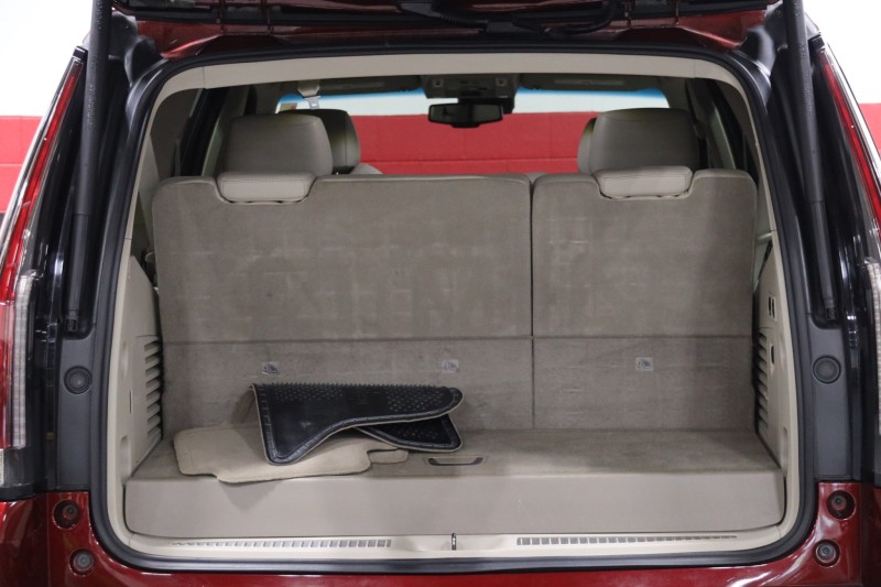 2016 Cadillac Escalade Luxury Collection 4dr Suv in , 