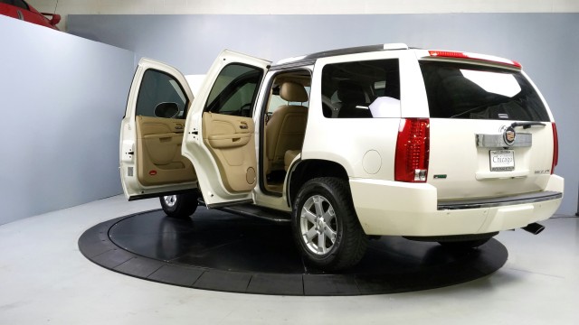 2012 Cadillac Escalade Luxury 13