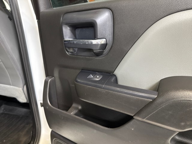 2020 Chevrolet Silverado MD 5500 Duramax RWD Utility/ Service Bed in , 