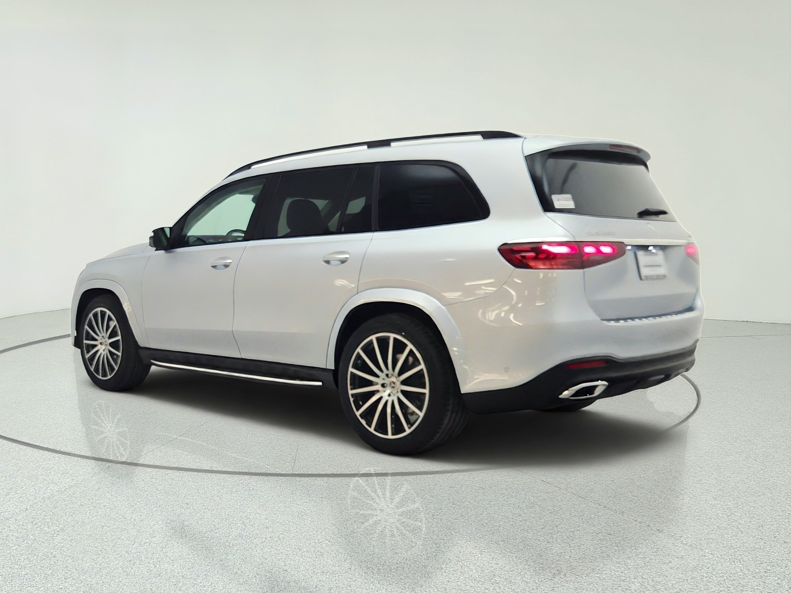 New 2026 Cirrus Silver Metallic Mercedes-Benz GLS 450 4MATIC® SUV image 7