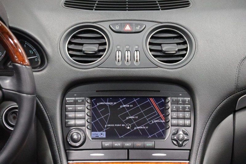 2006 Mercedes-Benz SL500 AMG Sport Pkg 2dr Convertible in , 