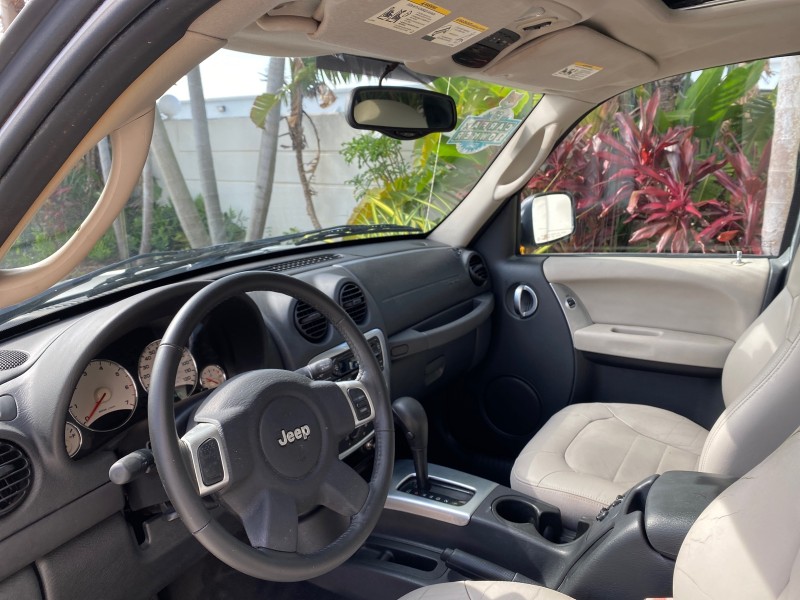 2004 Jeep Liberty Limited 1 OWNER SUNROOF in , 