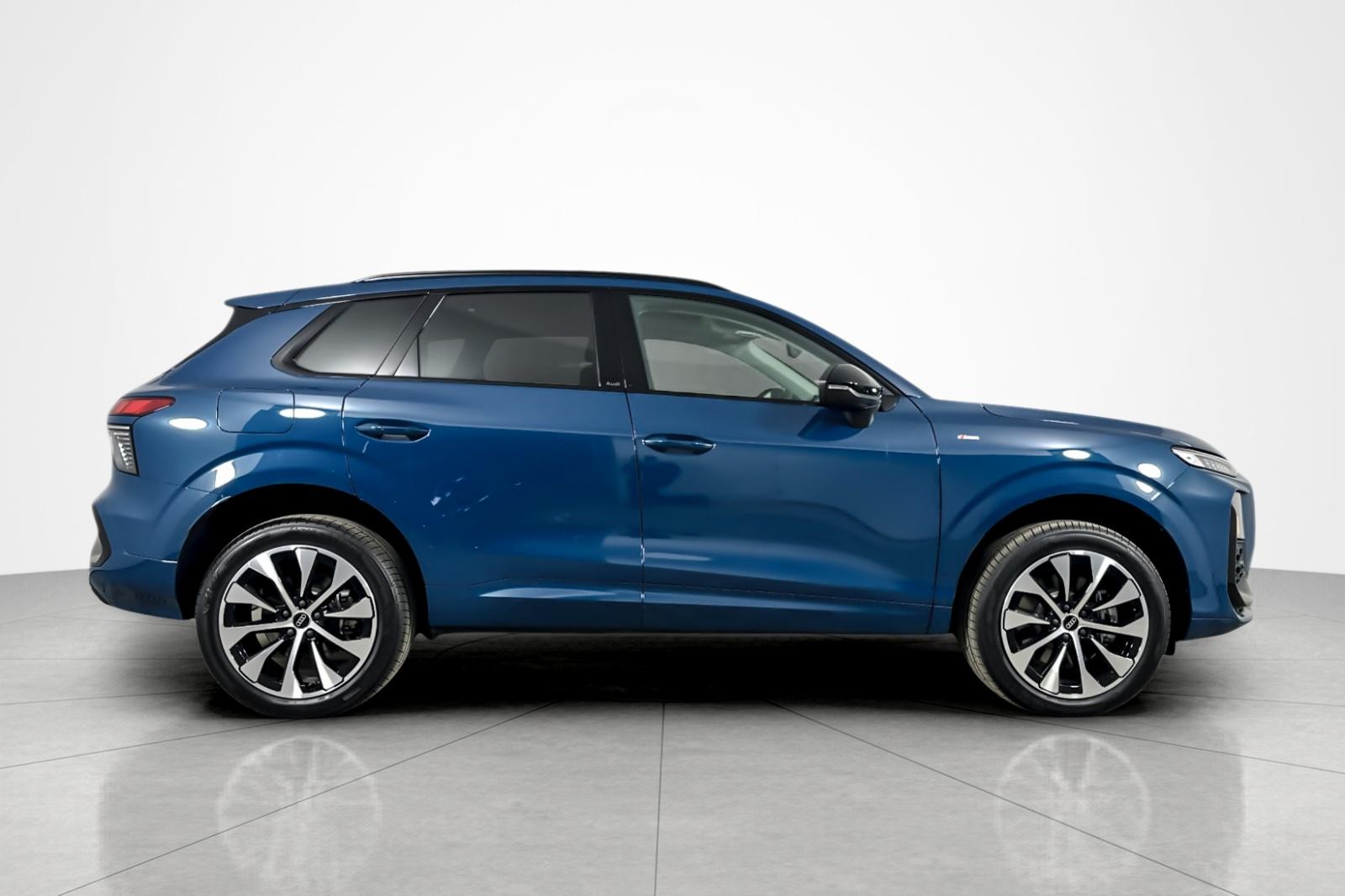New 2026 Malpelo Blue Metallic Audi S line quattro image 7
