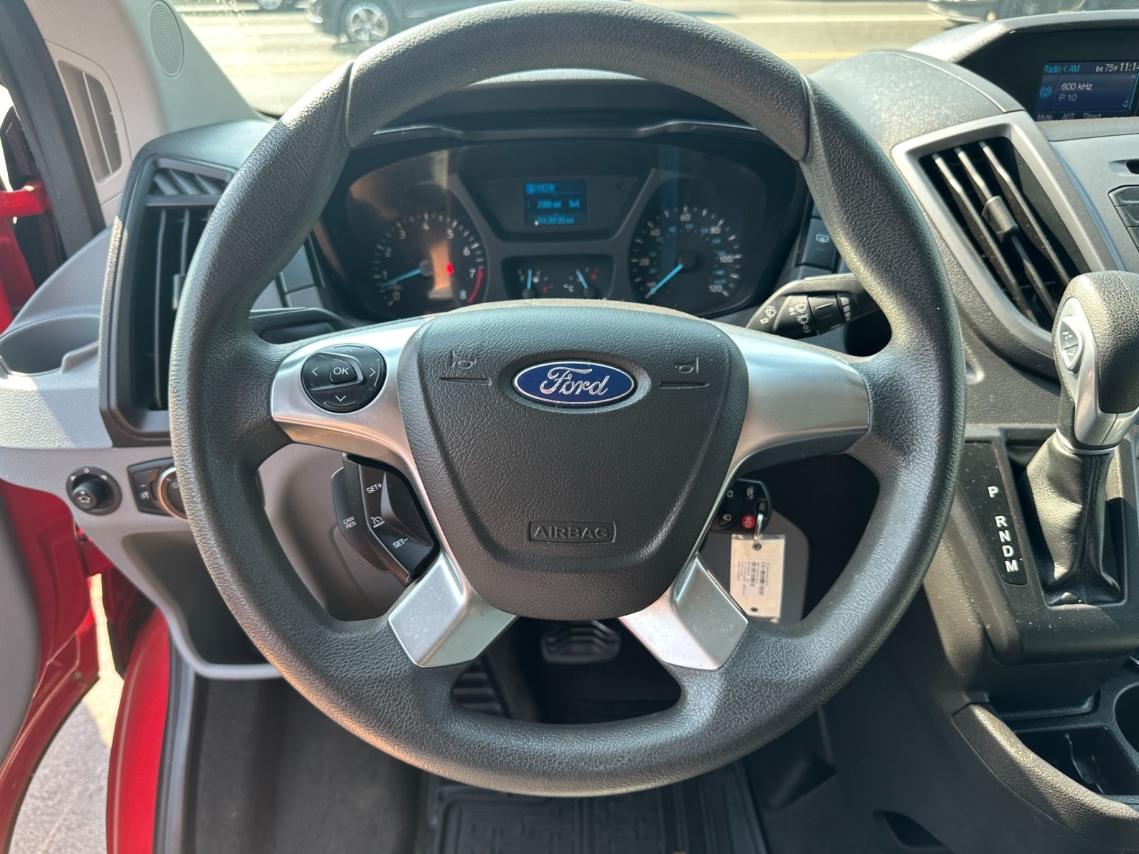 2015 Ford Transit Wagon XLT 27